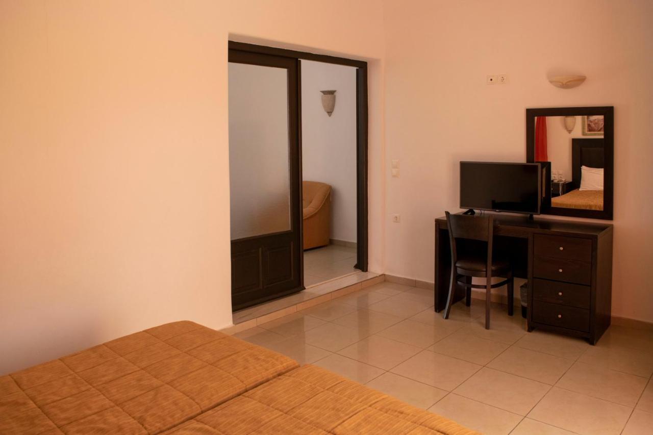 Glastros  Giannoulaki Resort מראה חיצוני תמונה